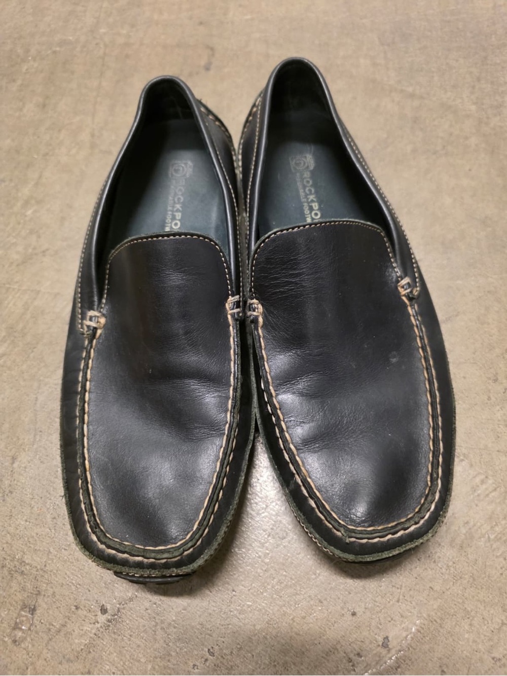Rockport Black Leather Slip-On Driving Loafers with Contrast Stitching